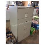 1 LOT 4 DRAWER FILE CABINET