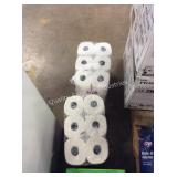 1 LOT 12 ROLLS PAPER TOWELS