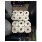 1 LOT 12 ROLLS PAPER TOWELS