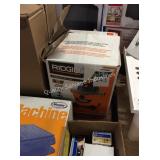 1 LOT RIDGID 9 GAL SHOP VAC