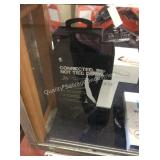 1 LOT 2 SKULLCANDY EARPHONES (DISPLAY)