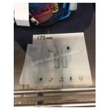 1 LOT i7s EARPODS (DISPLAY)