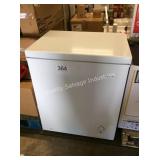 1 LOT FRIGIDAIRE CHEST FREEZER