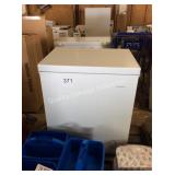 1 LOT FRIGIDAIRE CHEST FREEZER