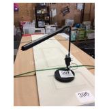 1 LOT DESK LAMP