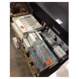 1 LOT ASST FLOOR TILE