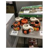 1 LOT HALLOWEEN DECORATIVES