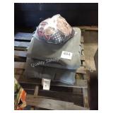 1 LOT STORE MERCHANDISE