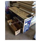 1 LOT NEW BMW MOTORCYCLE RIDE ON (KEY & CHARGER