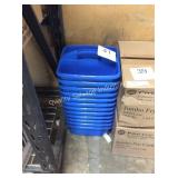 1 LOT 12 BLUE PLASTIC CADDIES