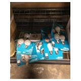 1 LOT LED LIGHT BULBS