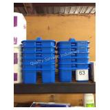 1 LOT 12 BLUE PLASTIC CADDIES