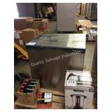 1 LOT SCOTSMAN ICE MAKER