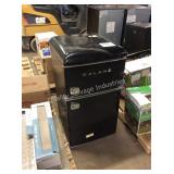 1 LOT GALANZ COMPACT REFRIGERATOR