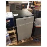 1 LOT NUCOOL COMPACT REFRIGERATOR