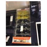 1 LOT SAFETY EYEWEAR (DISPLAY)