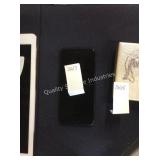 1 LOT IPHONE 8 CRICKET SPACE GRAY 64GB (DISPLAY)