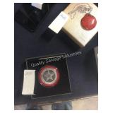 1 LOT DALLAS COWBOYS NFL ORNAMENT (DISPLAY)