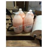 1 LOT (4) 1 GAL HAIR & SKIN CLEANSER