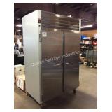 1 LOT TRAULSEN SS 2 DOOR REFRIGERATOR