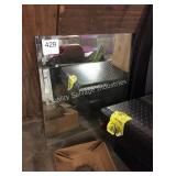 1 LOT WALL MIRROR