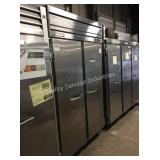 1 LOT BEVERAGE AIR 2 DOOR FREEZER