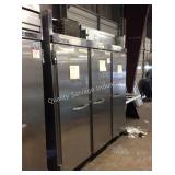 1 LOT BEVERAGE AIR 3 DOOR REFRIGERATOR