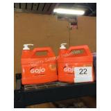 1 LOT (2) 1 GAL GOJO HAND CLEANER
