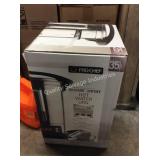 1 LOT PRO CHEF HOT WATER URN