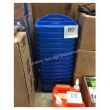 1 LOT 12 BLUE PLASTIC CADDIES