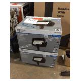 1 LOT 2 LED FLOOD LIGHTS