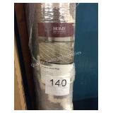 1 LOT 5 X 7 AREA RUG