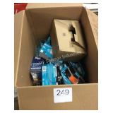 1 CTN ASST LIGHT BULBS