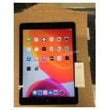 1 LOT IPAD 5TH GEN 32GB 13.3" (DISPLAY)