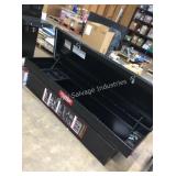 1 LOT WEATHER GUARD TRUCK TOOLBOX (KEYS IN