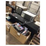 1 LOT HUSKY TRUCK TOOL BOX