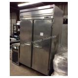 1 LOT BEVERAGE AIR 2 DOOR REFRIGERATOR