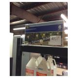 1 LOT SOLAR PATHWAY LIGHTS