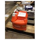1 LOT (2) 1 GAL GOJO HAND CLEANER