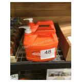 1 LOT (2) 1 GALLON GOJO HAND CLEANER