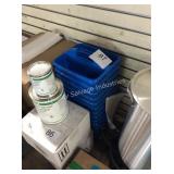 1 LOT 12 BLUE PLASTIC CADDIES