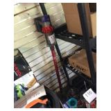 1 LOT DYSON STICK VAC