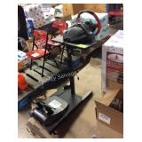 1 LOT THRUSTMASTER RACING SET