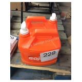 1 LOT (2) 1 GAL GOJO HAND CLEANER