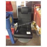 1 LOT GAMING CHAIR