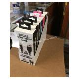 1 LOT 7 USB CABLE LIGHTING CONNECTORS (DISPLAY)
