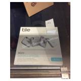 1 LOT TILE MATE (DISPLAY)