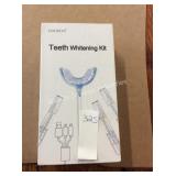 1 LOT GOOSDIA TEETH WHITENING KIT (DISPLAY)