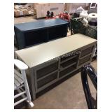 1 LOT MEDIA CONSOLE TABLE
