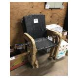 1 LOT 4 PATIO CHAIRS